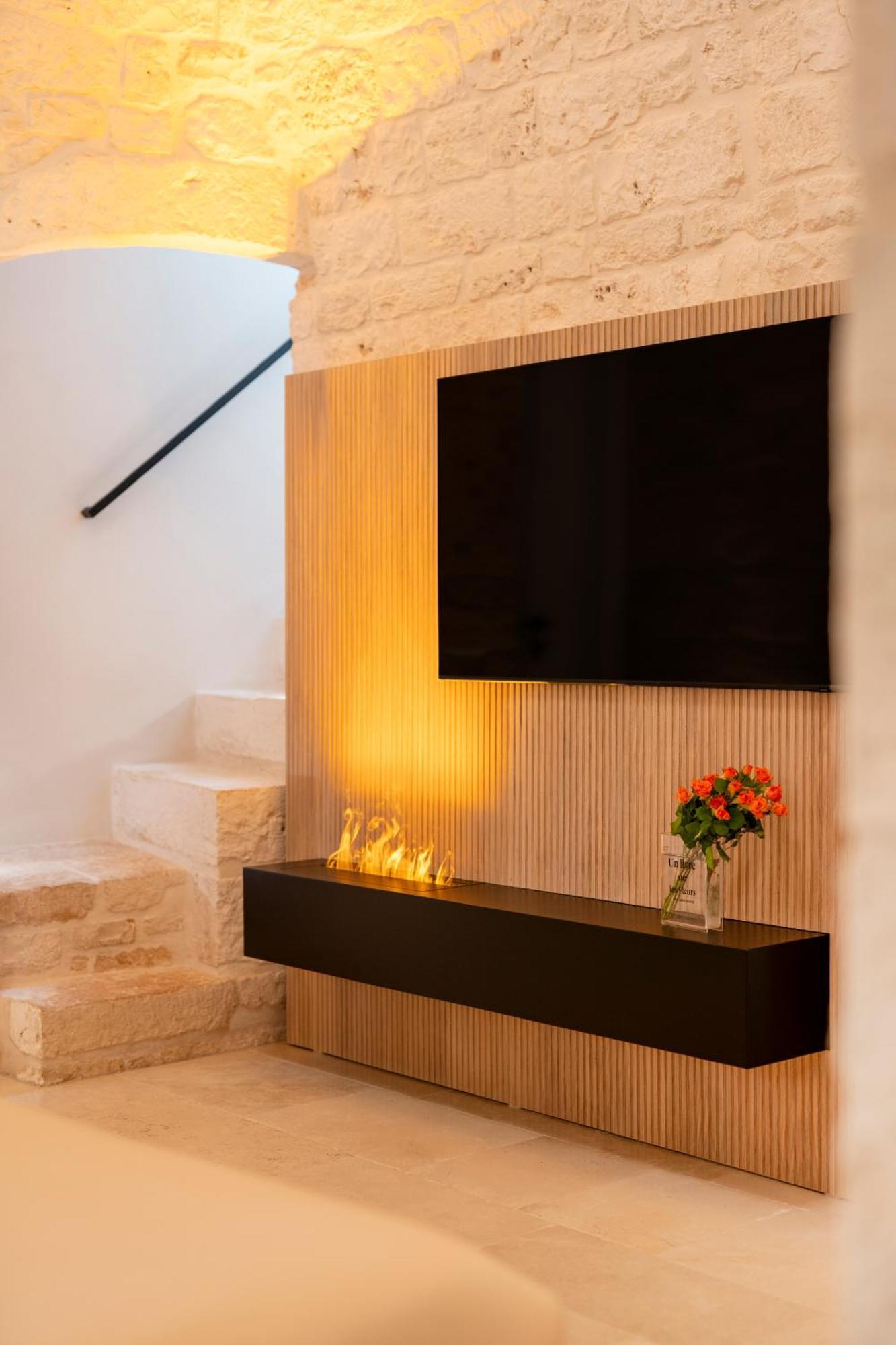 דירות אלברובלו Naiira Luxury Trullo - Jacuzzi And Patio מראה חיצוני תמונה