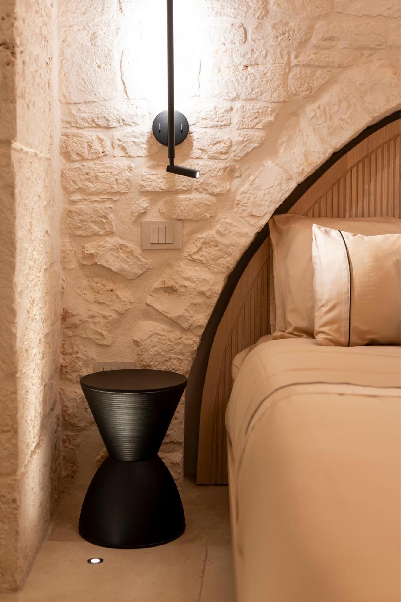 דירות אלברובלו Naiira Luxury Trullo - Jacuzzi And Patio מראה חיצוני תמונה
