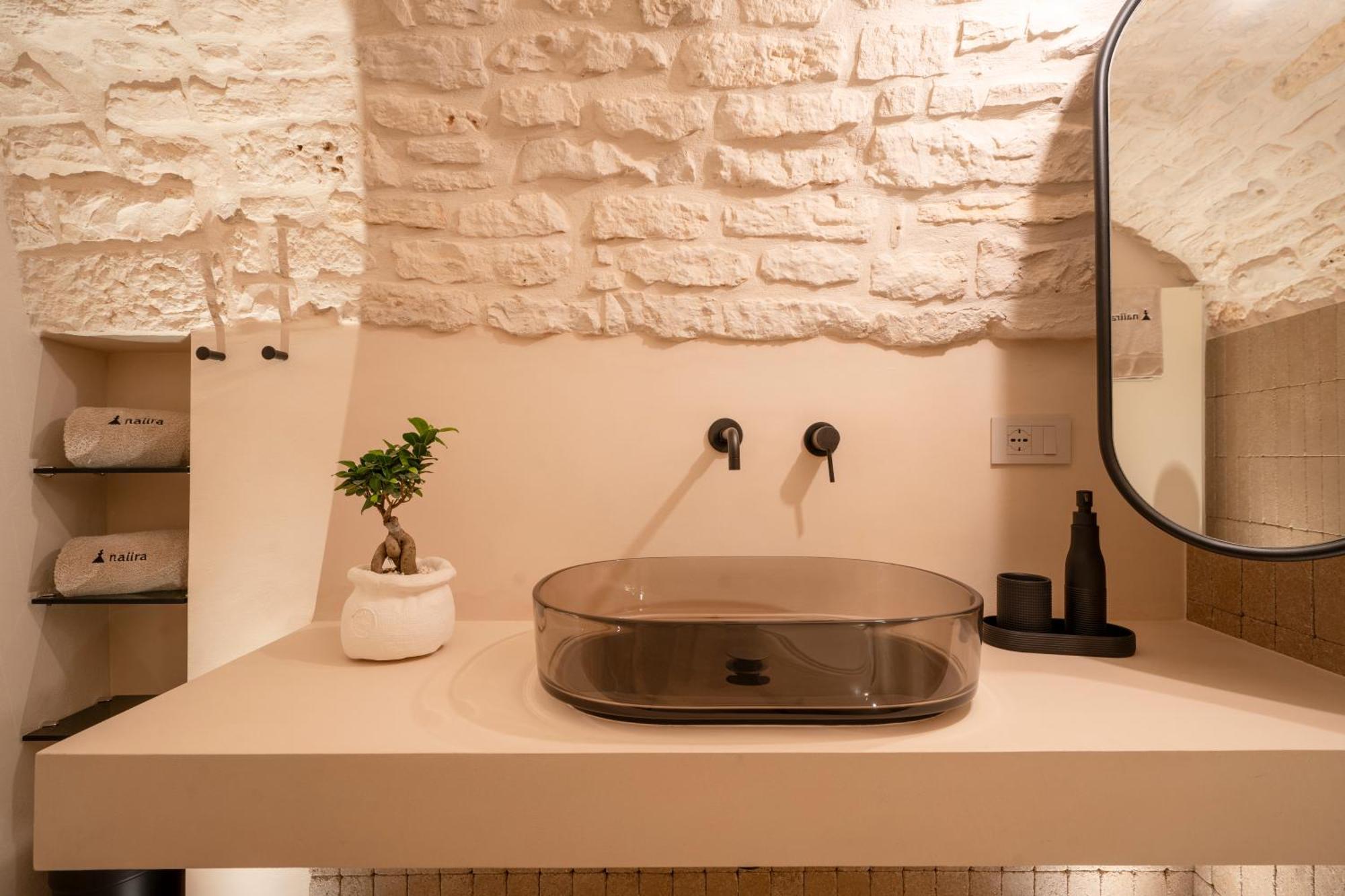 דירות אלברובלו Naiira Luxury Trullo - Jacuzzi And Patio מראה חיצוני תמונה
