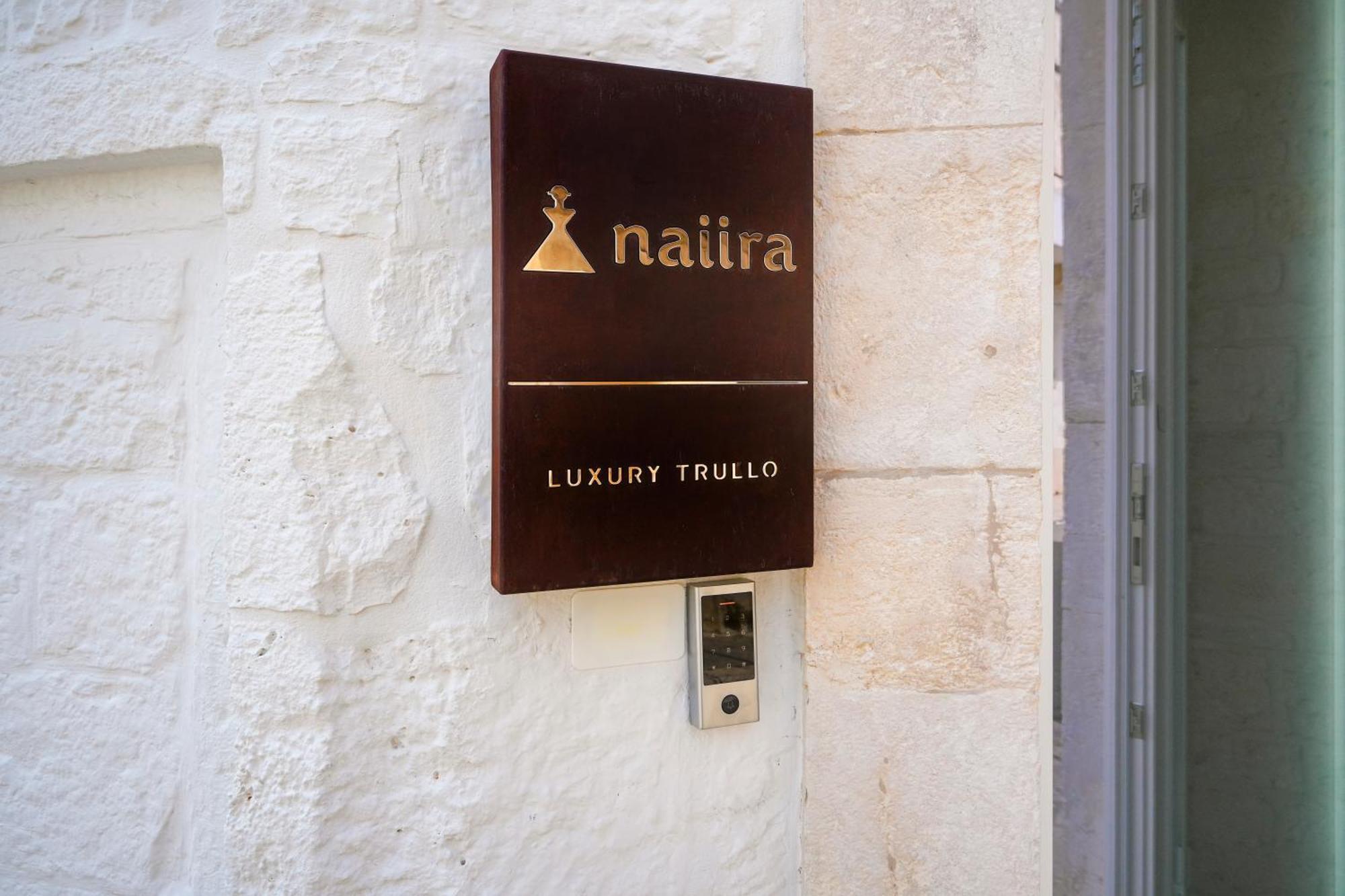 דירות אלברובלו Naiira Luxury Trullo - Jacuzzi And Patio מראה חיצוני תמונה
